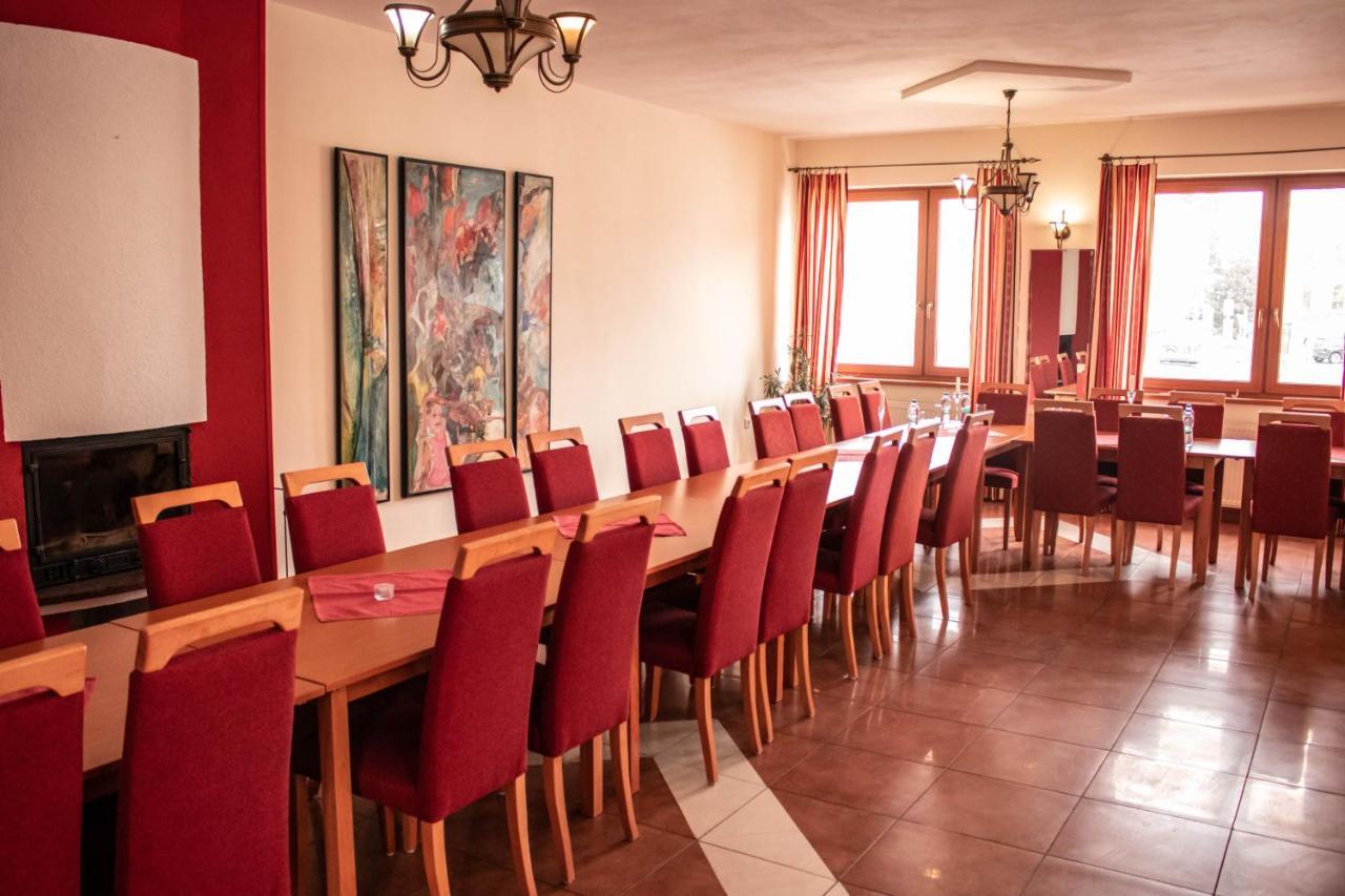 Penzion Tavel Prešov Buitenkant foto
