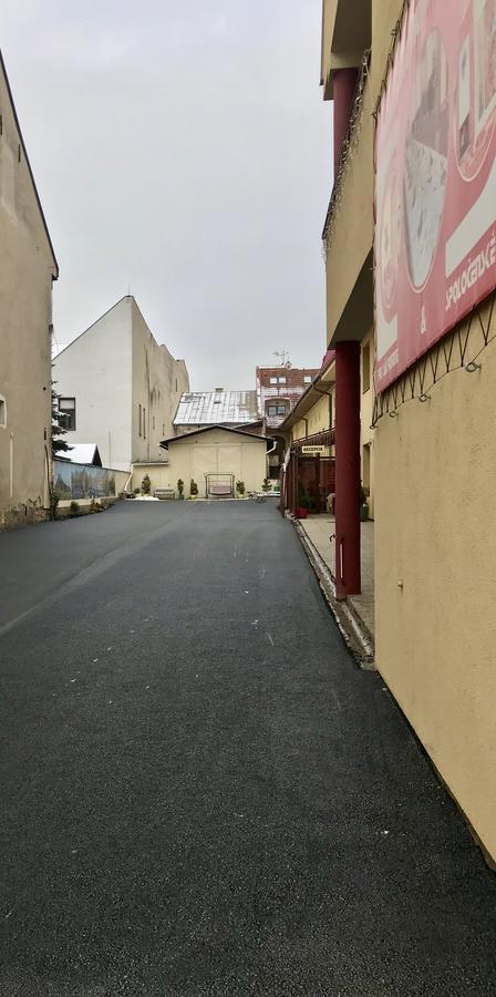 Penzion Tavel Prešov Buitenkant foto